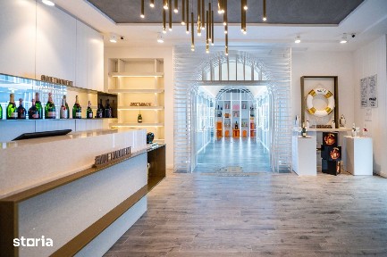 SPATIU COMERCIAL, 82 MP - VITRINA 12 M, MAMAIA NORD!