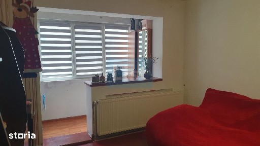 Apartament, 3 camere decomandat - Zona Centrală, Târgu Jiu. COMISON 0%
