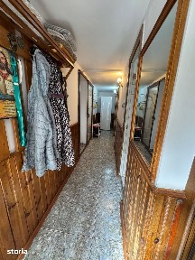 Casă cu 4 camere de vânzare - Str. I. C. Brătianu