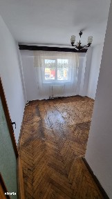 Apartament 3 camere, etaj 2, aproape de parc