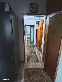 Apartament 3 camere decomandat, zona Calarasilor, etaj 2.