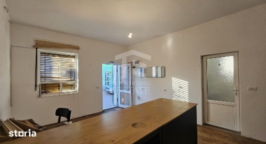 BRASOV - CENTRU VECHI - SPATIU COMERCIAL - IDEAL CAFENEA 23 MP