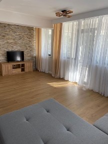 Apartament 3 camere Palazu Mare