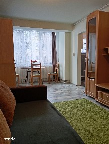Proprietar vând garsonieră in Reghin/Salcâmilor