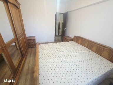 Inchiriez 3 camere pet friendly cu parcare Centru Civic -Grivitei