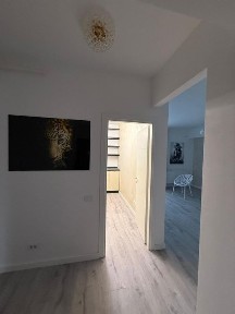 Proprietar Apartament Premium cu vedere la verdele smarald al pădurii