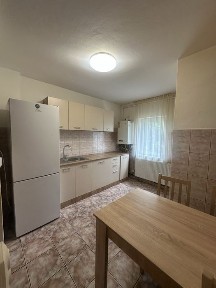 Inchiriez apartament 2 camere mobilat