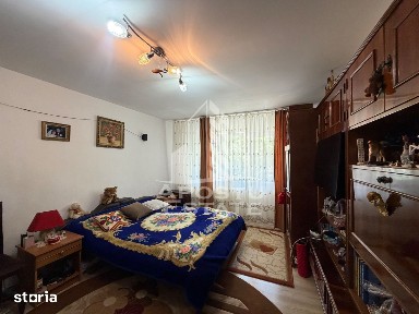 Apartament cu 3 camere de vanzare, decomandat,Lipovei, Timisoara