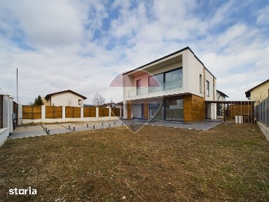 Casa/vila 4 camere vanzare in Bucuresti Ilfov, Corbeanca