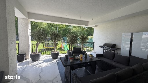 Vila 7 camere cu acces la pădurea Tunari teren 1500mp