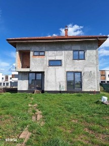 Casa single Tunari 300mp