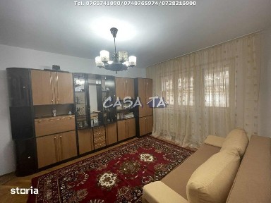 Apartament 4 Camere, Etaj 2, Strada Nicolae Balcescu- Zona Centrala.
