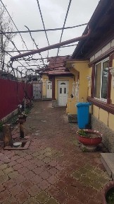 Vând casã Chercea șoseaua Baldovinești