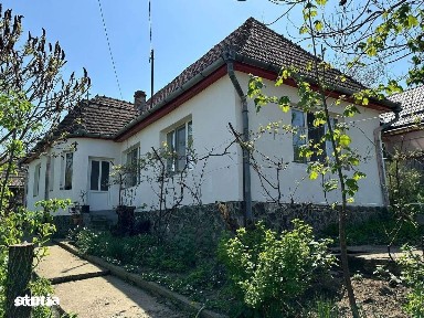 Casă DE VÂNZARE Str: Florilor Adămuș