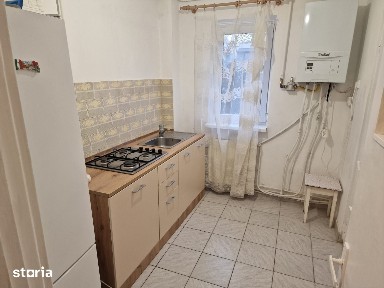 De inchiriat ap.3 camere, et.4,Mărășești-Suceava