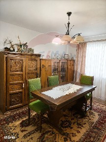 Apartament cu 3 camere de vânzare în cartierul Constructorului