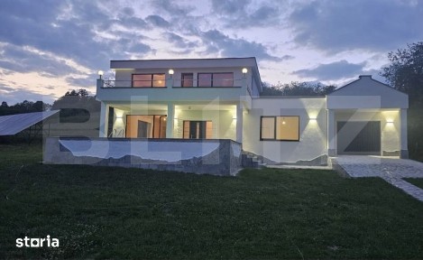 Casa noua, independenta energetic, in stil mediteranean in mijlocul na