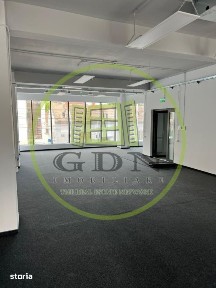 Cladire spatiu comercial si birouri, 209.8 mp utili, parcare in subte