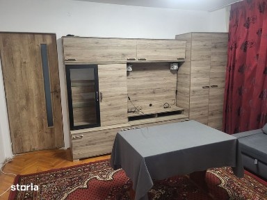 Inchiriez apartament 3 camere