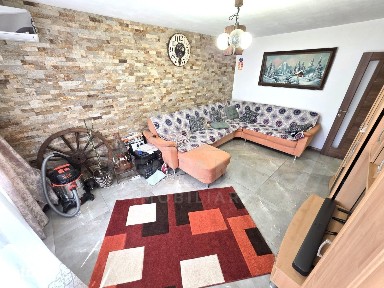 2Camere-50mp-An1985-Etaj2-AC-Teava de Gaze-Mobilat-Utilat-Rovine