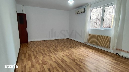 Vila l 6 Camere l Piata Alba Iulia l Curte