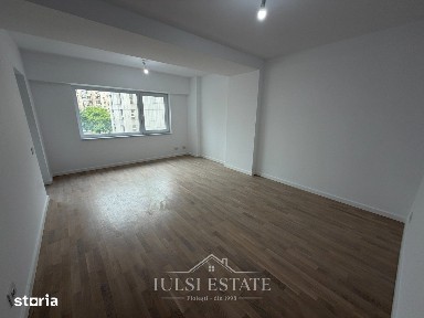 Studio premium de închiriat | 40 mp | Complex Bucegi | Parcare inclusă
