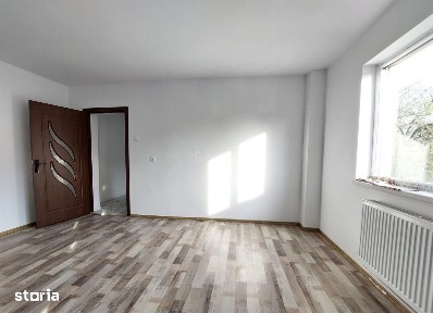 Vanzare sau SCHIMB, 3 camere, etaj 2, renovat, Aleea Tineretului