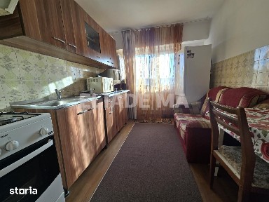 Apartament 3 camere de vanzare in Eforie Nord