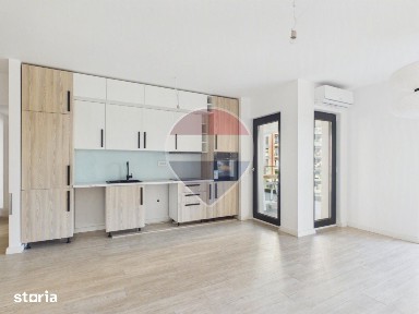 Apartament cu 3 camere de vânzare cu parcare subterana, nemobilat