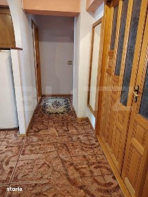 Apartament cu 3 camere 55mp, decomandat, cu garaj si parcare