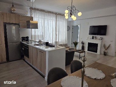 Apartament langa Piata Victoriei, cu terasa generoasa