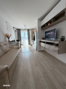 Inchiriez apartament- 3 camere, zona Maurer
