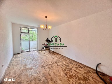 Apartament 4 camere, decomandat/Etaj 4/4,Zona Nord