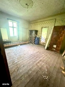Casă Centrală 92 mp-Teren 147 mp- Proiect profitabil la renovare