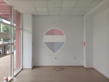 Spațiu comercial de 84mp de închiriat