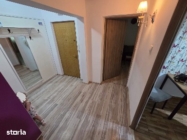 CHIRIE- Apartament 3 camere, mobilat și utilat, Etaj 3, Zona Pelican