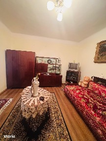 Casa singur in curte zona Velenta