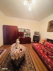 Casa singur in curte zona Velenta