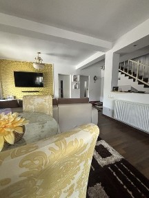 Proprietar | Vilă cu piscină, 4 camere, 3 băi, 255 mp utili | Comuna Berceni - Zona Mămina | 1.700 €/lună