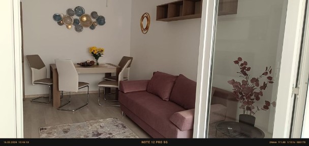 Proprietar închiriez Studio Viva Residence