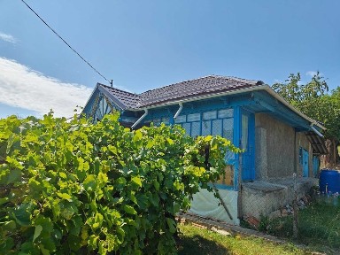 casa de locuit si cu teren