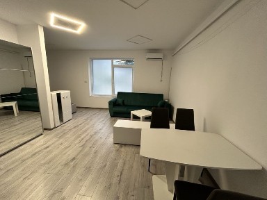 Studio in cladire noua, la 2 min de UVVG