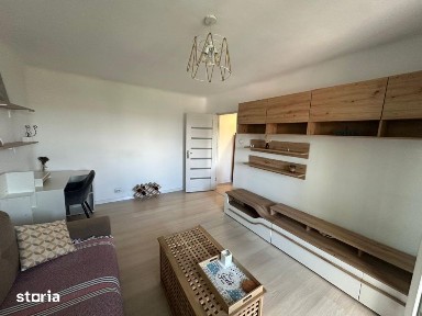 Apartament 2 camere, decomandat, Rovine