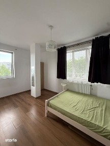 Apartament cu 3 camere in zona Vivo