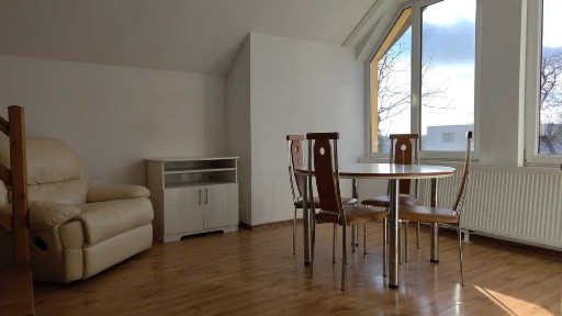 Apartament spațios de 4 camere, mobilat - Câmpia Turzii