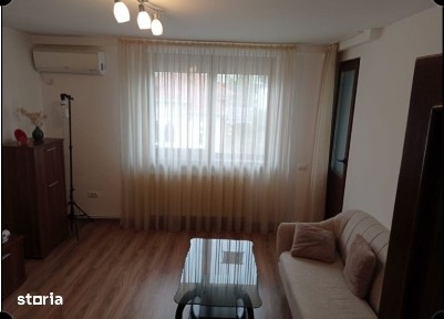 3 camere UltraCentral, mobilat / utilat, finisaje moderne