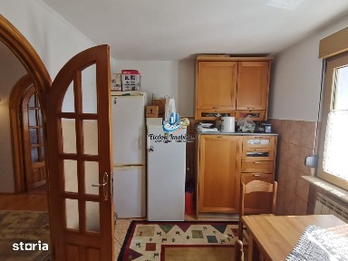 Apartament 3 camere decomandat, etaj 4, Calea Romanului