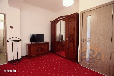 Casa cu 3 apartamente, P-ta Unirii, Str. Primariei