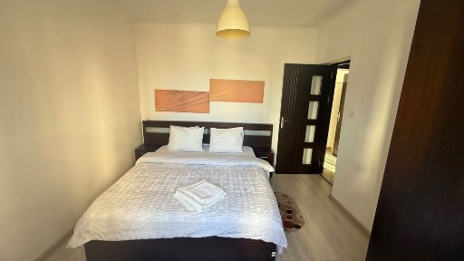 Vanzare Apartament 2 camere decomandat Ultracentral Primaria Ploiesti