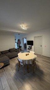 Hemeius, Casa 3 camere